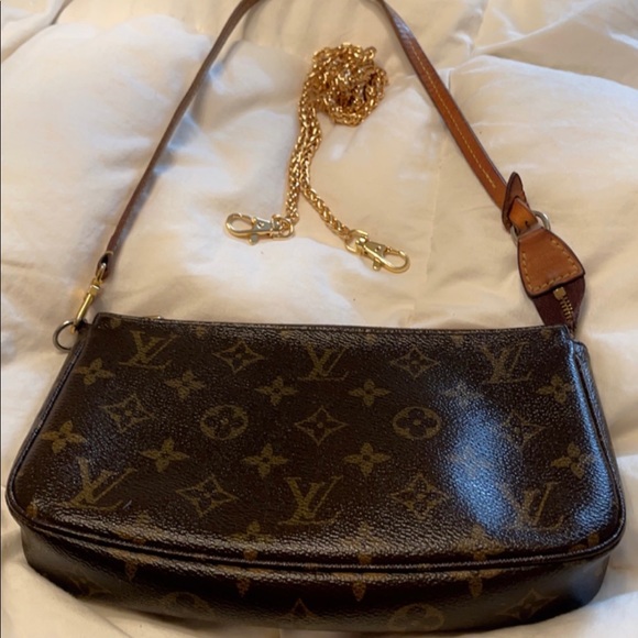 SOLD Authentic Louis Vuitton Pochette Accessories - Picture 15 of 15